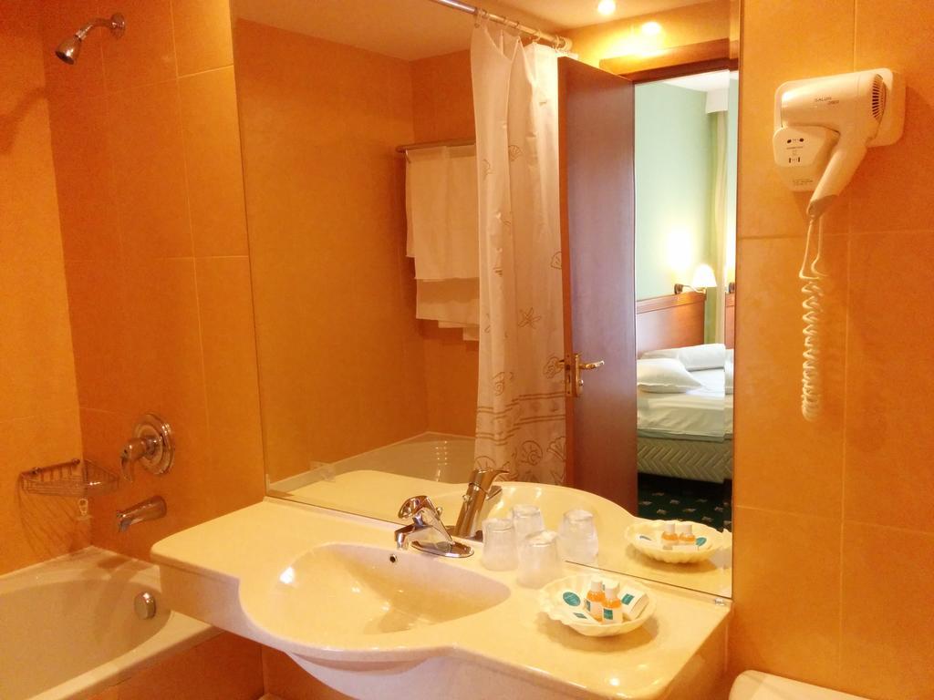 Hotel Palas Mamaia Pokoj fotografie