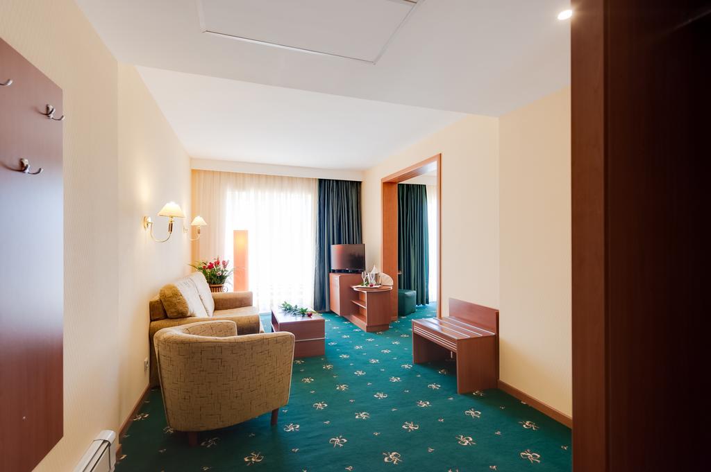 Hotel Palas Mamaia Pokoj fotografie